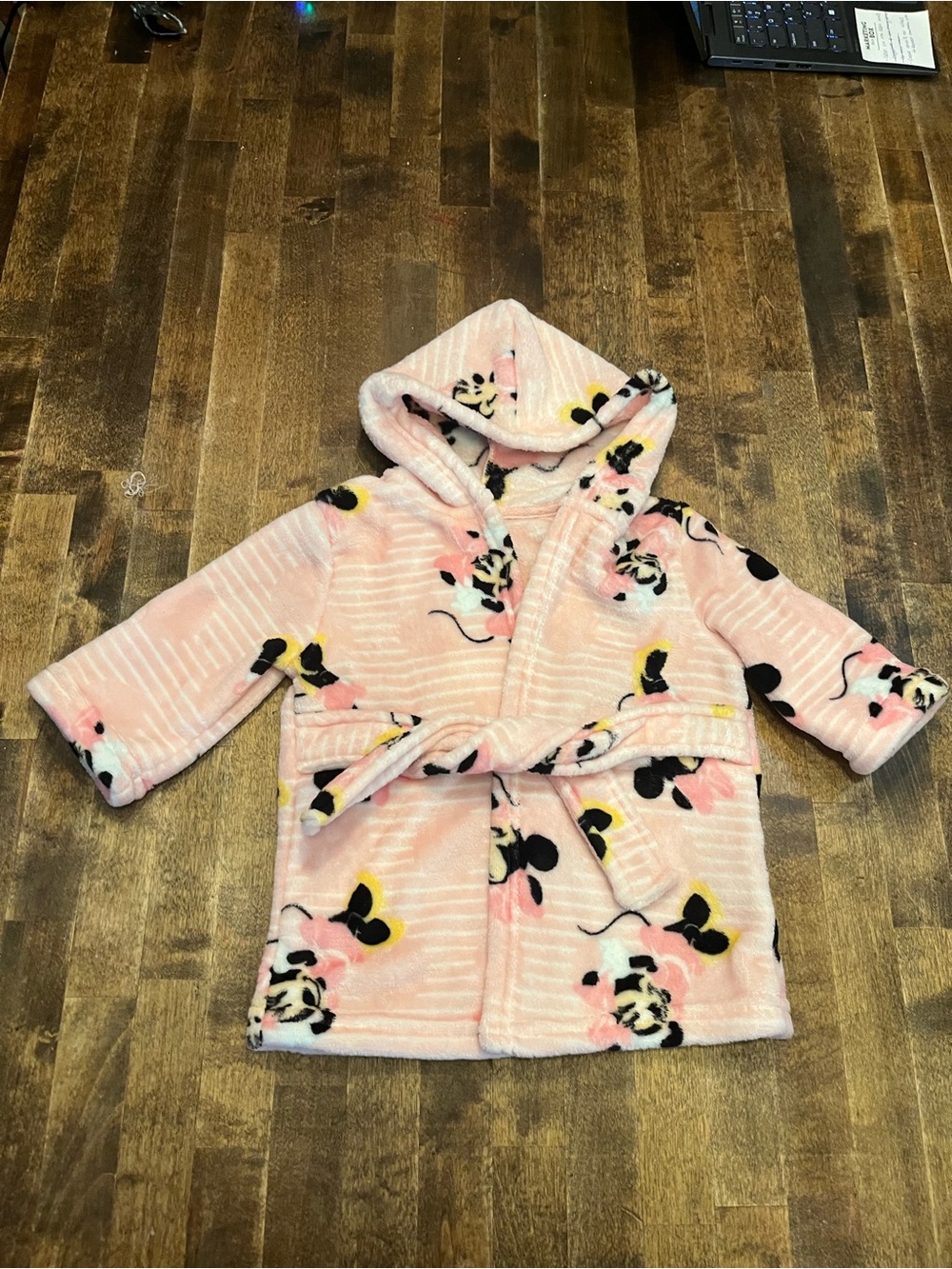 Minnie Mouse baby robe 0-12 months never worn